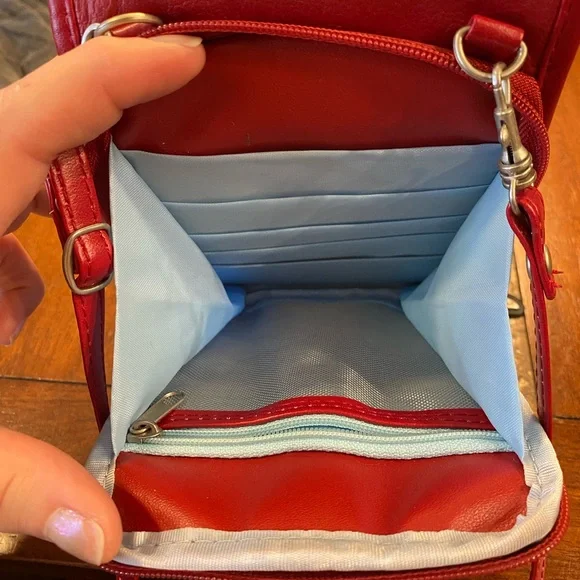 Travelon Mini Thin AntiTheft Red Crossbody EUC - Picture 8 of 10